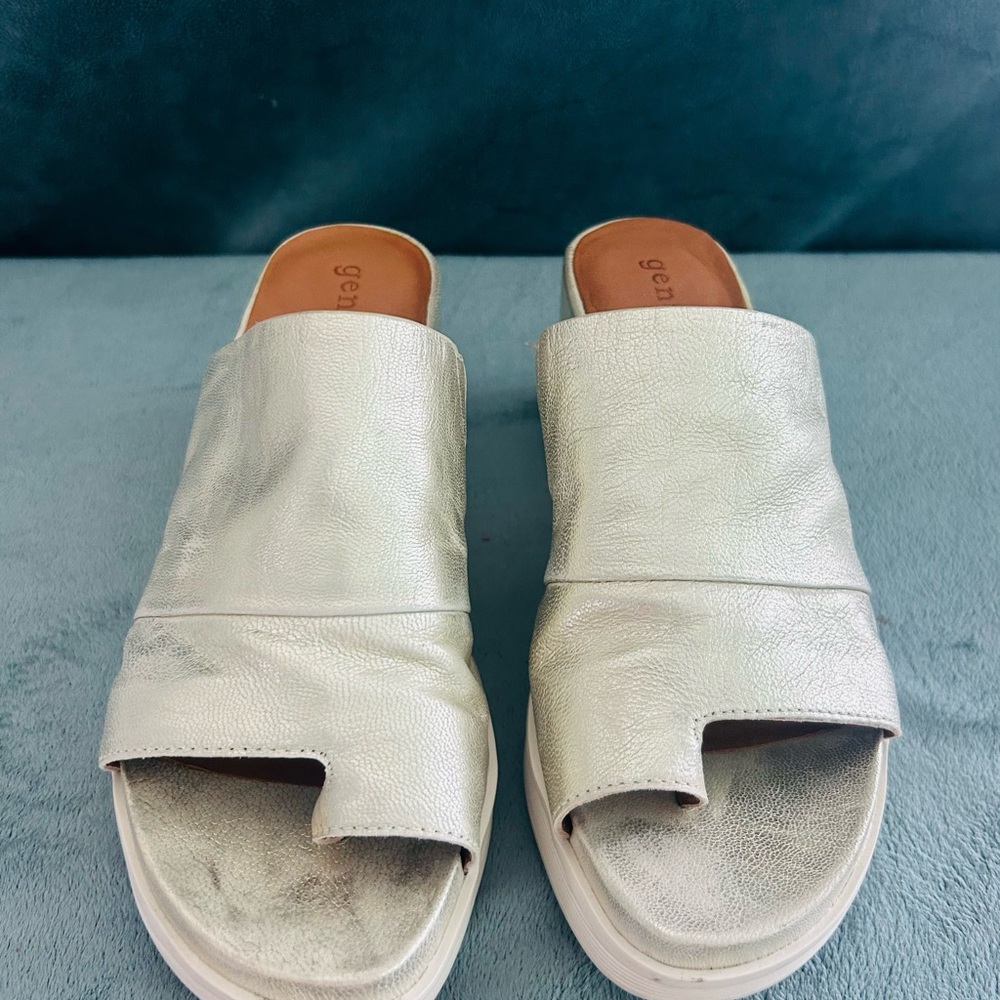 Gentle souls by Kenneth Cole Size 7and a half